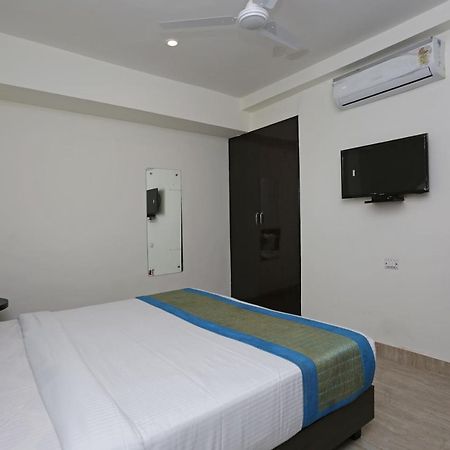 ניו דלהי Hotel The Westend Green מראה חיצוני תמונה