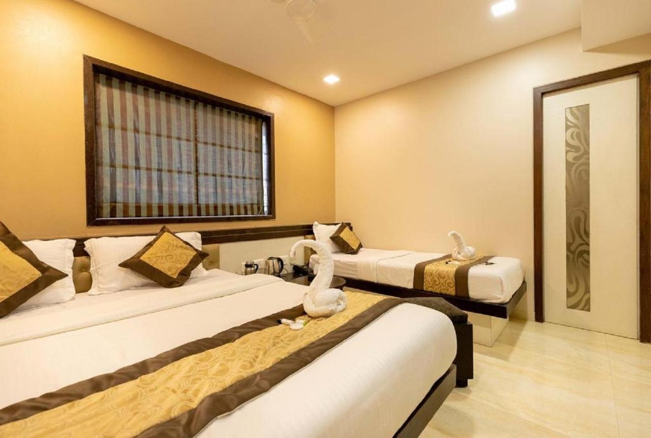 ניו דלהי Hotel The Westend Green מראה חיצוני תמונה
