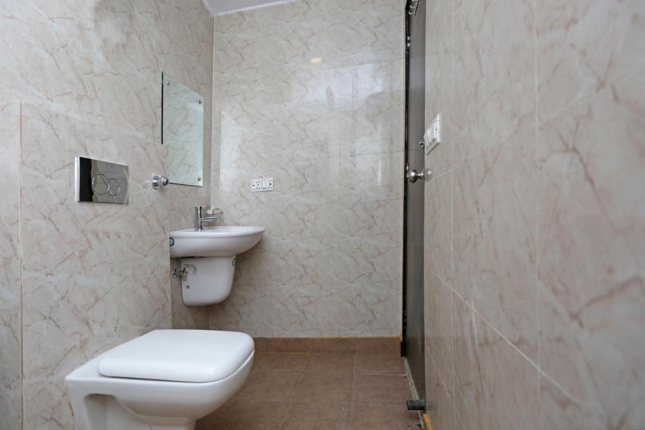 ניו דלהי Hotel The Westend Green מראה חיצוני תמונה
